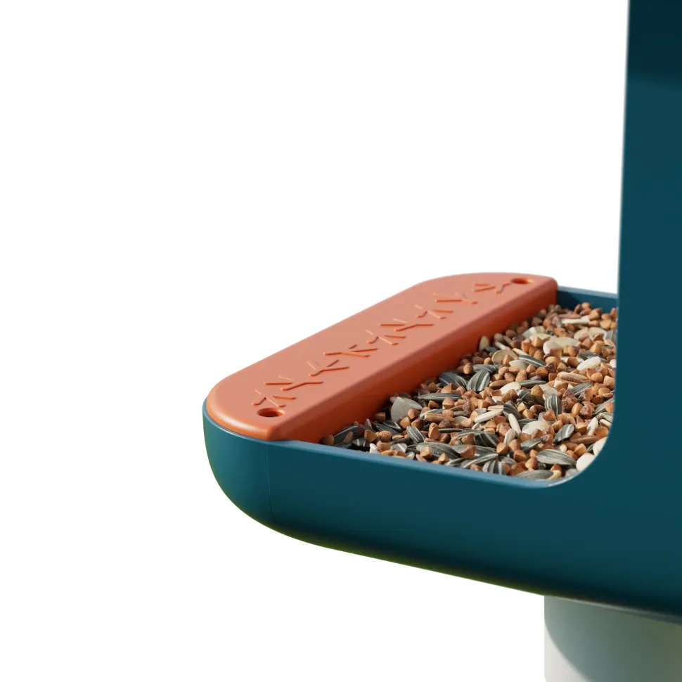 BirdBuddy Solar Pro foderstation med kamera og fuglegendelse