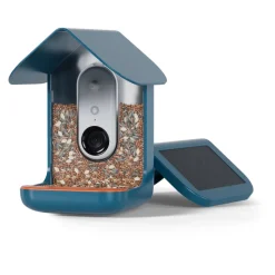 BirdBuddy Solar Pro foderstation med kamera og fuglegendelse